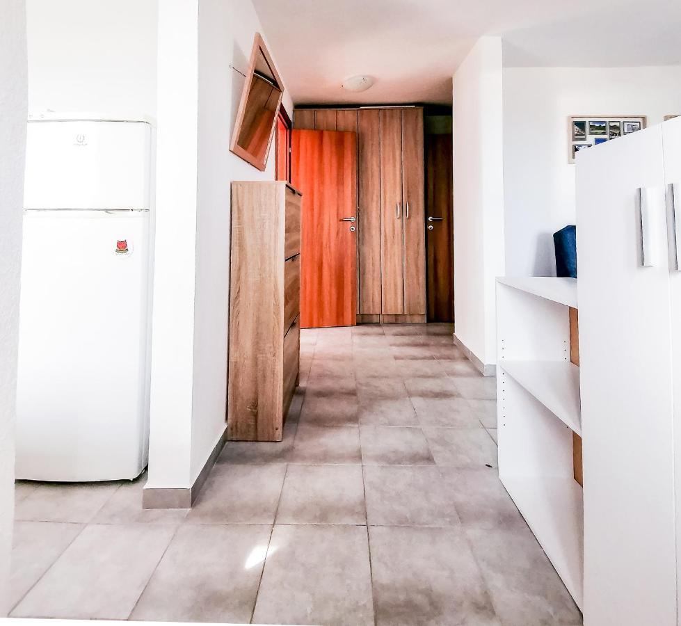 Apartments Siesta Tivat Bagian luar foto