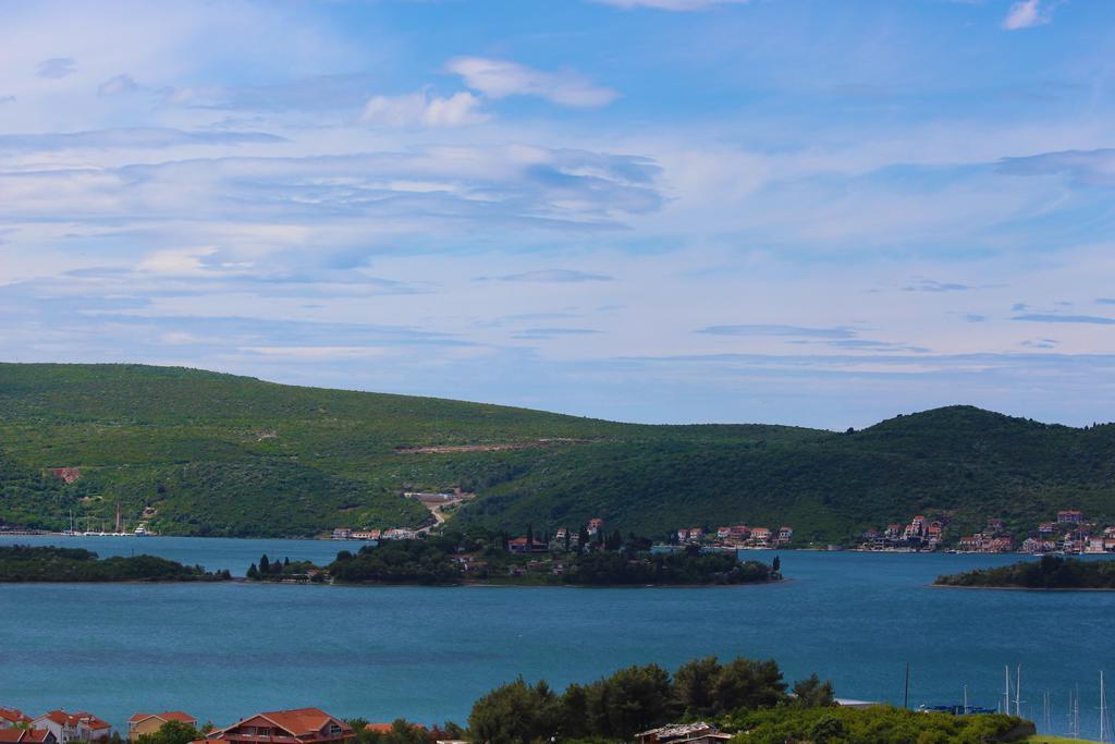 Apartments Siesta Tivat Bagian luar foto